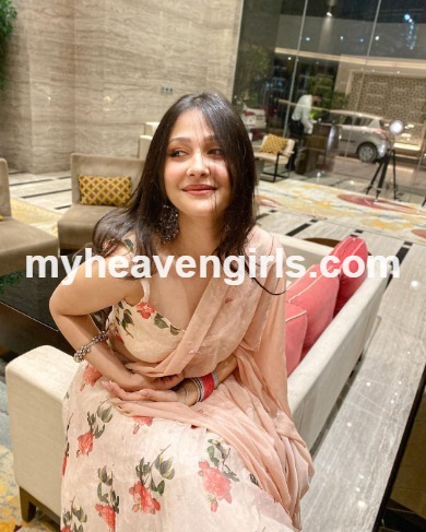 model Call Girls in Surat